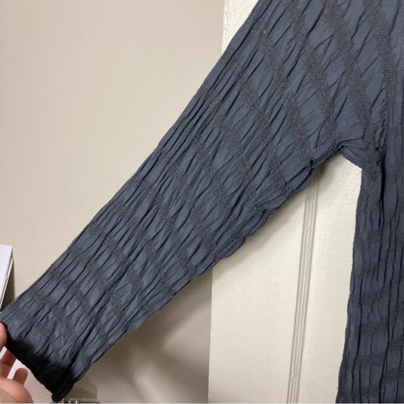 CP Shades gray crinkle texture long tunic button up womens L - Picture 5 of 9